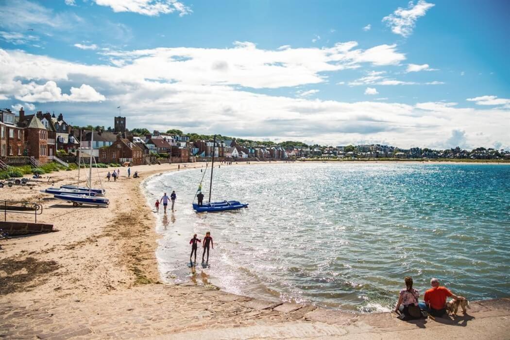 3 Bedroom Holiday Home, Seton Sands, Edinburgh, Family Friendly, Dog Friendly, Sleeps 8 Port Seton Экстерьер фото
